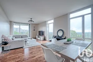Appartement à RIS-ORANGIS (91130)