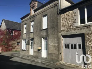 Village house at Lassay-les-Châteaux (53110)
