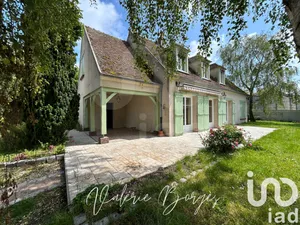 Maison traditionnelle à Rozay-en-Brie (77540)