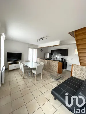 House at Rue (80120)
