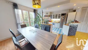 Apartment at La Rochette (77000)