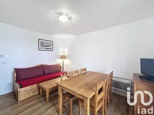 Apartment at Besse-et-Saint-Anastaise (63610)
