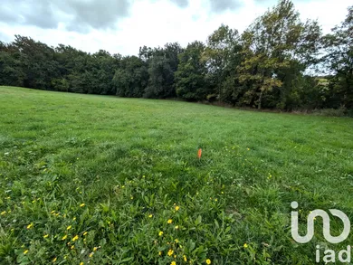 Terrain à bâtir à Saintes (17100)