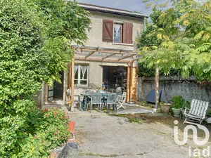 Traditional house at Lons (64140)