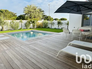 Traditional house at Rivedoux-Plage (17940)