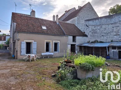 Maison traditionnelle à Vermenton (89270)