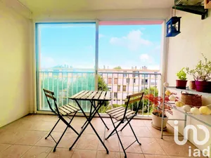 Apartment at Le Pontet (84130)