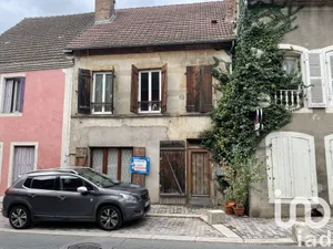 Maison de ville à Toulon-sur-Arroux (71320)