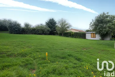Terrain à bâtir à Saint-Myon (63460)