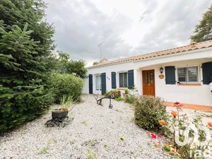 Maison traditionnelle à Martinet (85150)