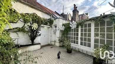 Immeuble à Calais (62100)