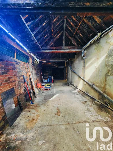 Building at Cinq-Mars-la-Pile (37130) — 12/23