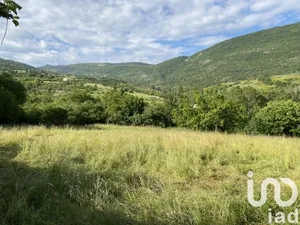 Terrain à bâtir à La roche sur le buis (26170)