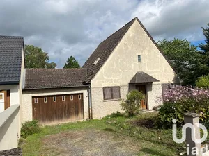 Traditional house at Blancs-Coteaux (51130)