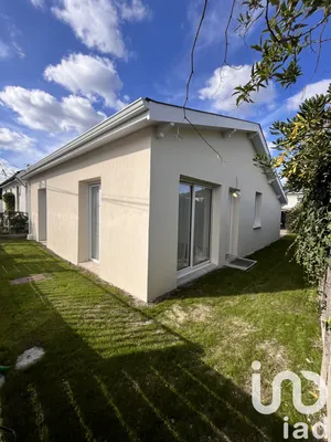 House at Pessac (33600)