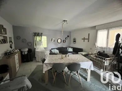 Immeuble à Cartigny (80200)