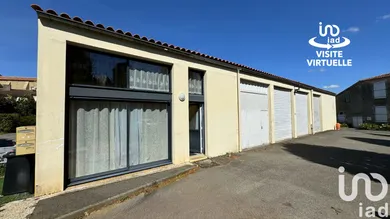 Building at L'Hermenault (85570)