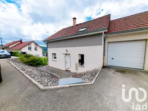 Maison à Villers-le-Lac (25130)