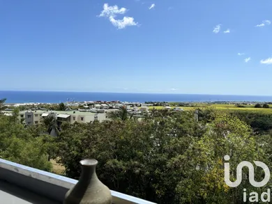 House at Sainte-Marie (97438)