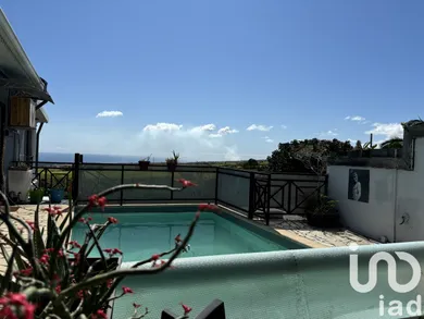 House at Sainte-Marie (97438)