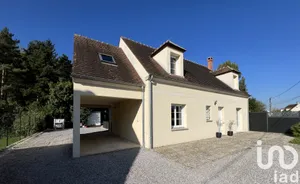 Traditional house at Verberie (60410)