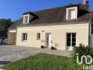Traditional house at Verberie (60410)