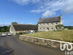 Maison de campagne à PLUFUR (22310)