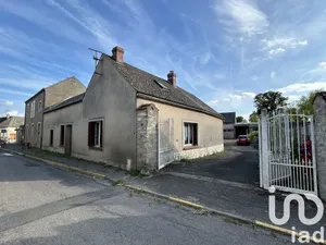 Maison de village à Charmont-en-Beauce (45480)