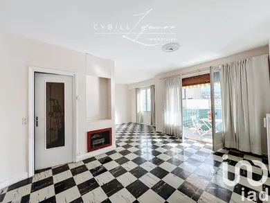 Apartment at Rouen (76100)