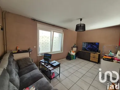 Townhouse in Saâcy-sur-Marne (77730)