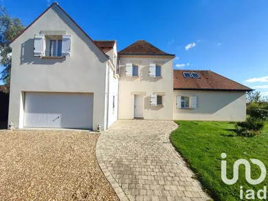 Maison d'architecte à Courville-sur-Eure (28190)
