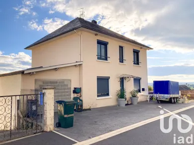 Maison traditionnelle à Lanobre (15270)