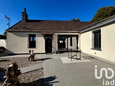 Traditional house at Genainville (95420)