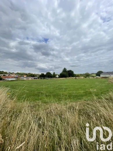 Terrain à bâtir à Beuvardes (02130)