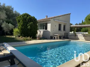 Traditional house in Vedène (84270)