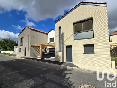 Maison à Pessac (33600)