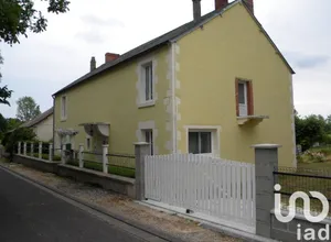 House at Léré (18240)