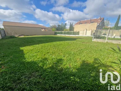 Terrain à bâtir à Gargenville (78440)