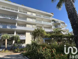 Apartment at La Londe-les-Maures (83250)