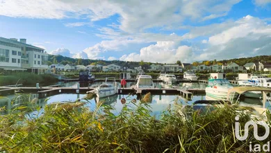 Apartment in L'Isle-Adam (95290)