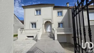House at Pontault-Combault (77340)