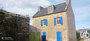 Traditional house at Beuzec-Cap-Sizun (29790)