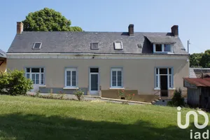 Maison traditionnelle à YVRE LE POLIN (72330)