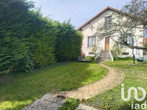 Maison traditionnelle à Corbeil-Essonnes (91100)