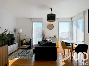 Apartment at Villecresnes (94440)