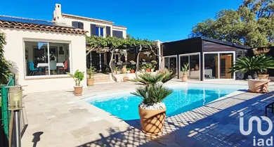 Traditional house at La Garde (83130)