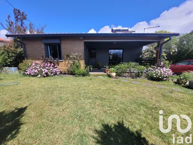 House at Le Tampon (97418)