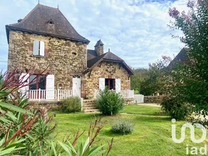 Maison de village à Doissat (24170)