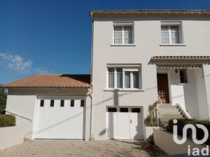 Maison traditionnelle à Mauzé-sur-le-Mignon (79210)