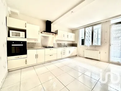 Maison à Saint-Nicolas-de-la-Grave (82210)